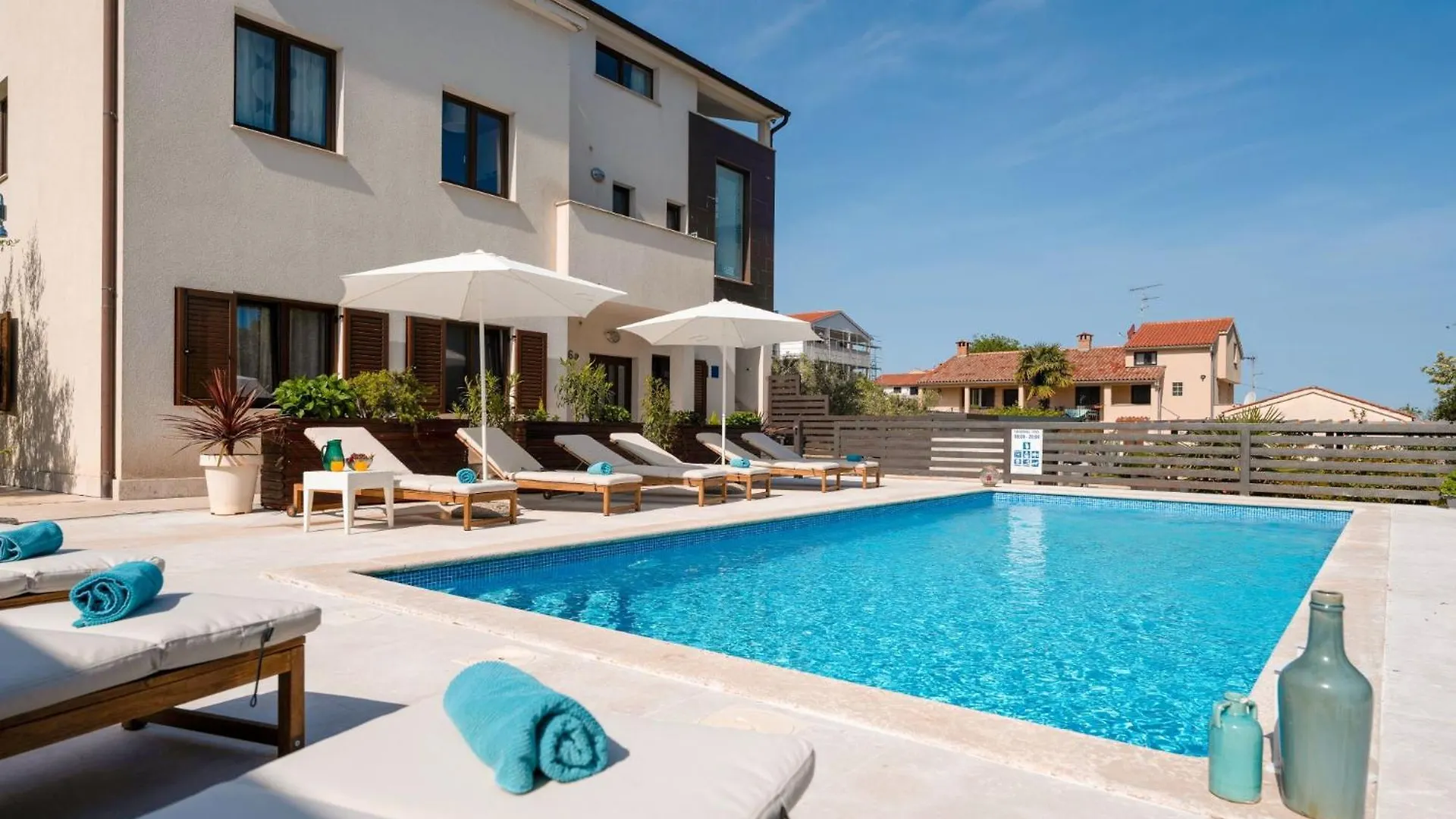 Residence Mala Funtana 0*,